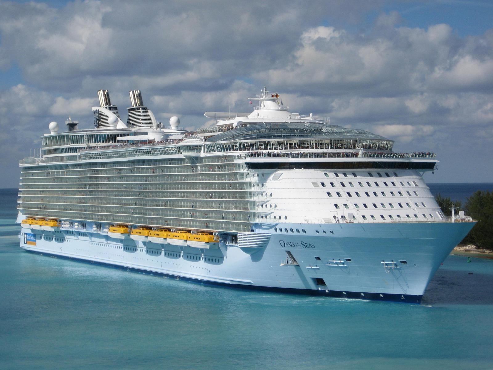 The Best Royal Caribbean Ships According to Cruiser Reviews